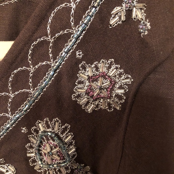 Plus size women’s blouse - Picture 4 of 6